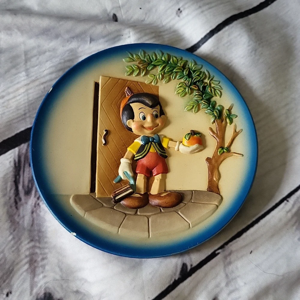 Collectible Disney Pinocchio Mini Plate